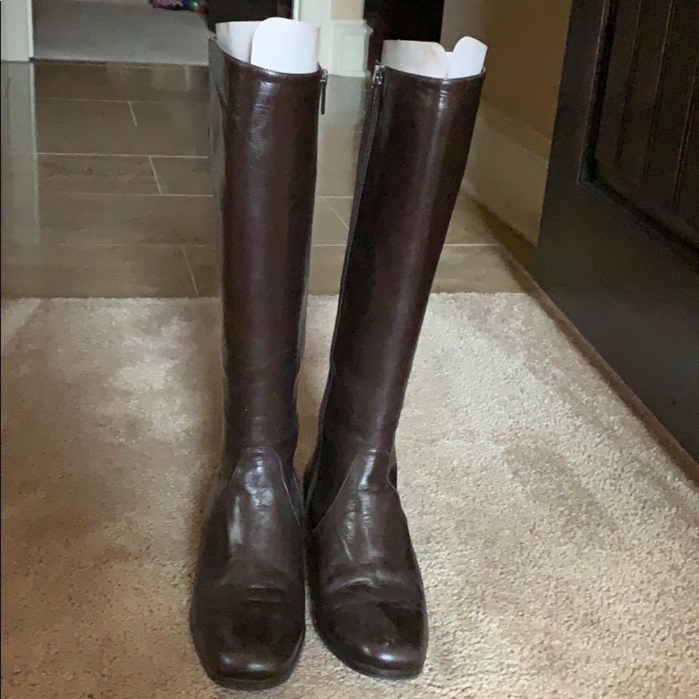 Brown leather boots!